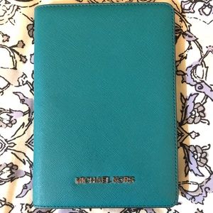 Like new! Michael Kors iPad mini case